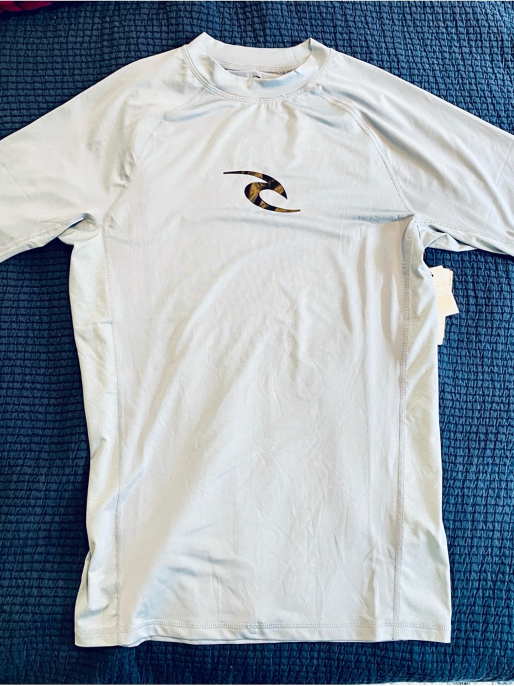 Rip curl Short sleeve Light blue/silver Men's Rash Guard Swim Shirt - Picture 2 of 3